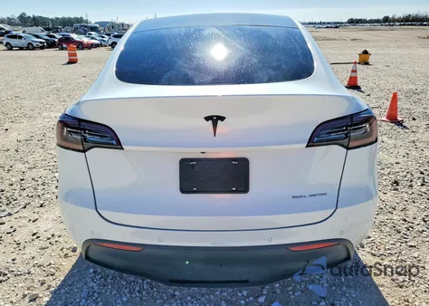 2020 Tesla Model Y z USA, uszkodzony, nr VIN 5YJYGDEE2LF018970